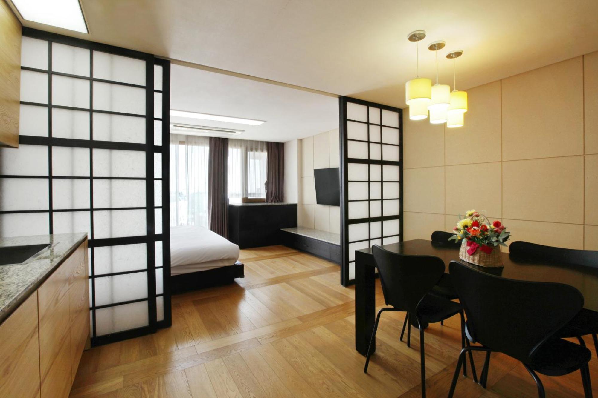 Shin Shin Hotel Jeju Ocean Szogüpho Kültér fotó